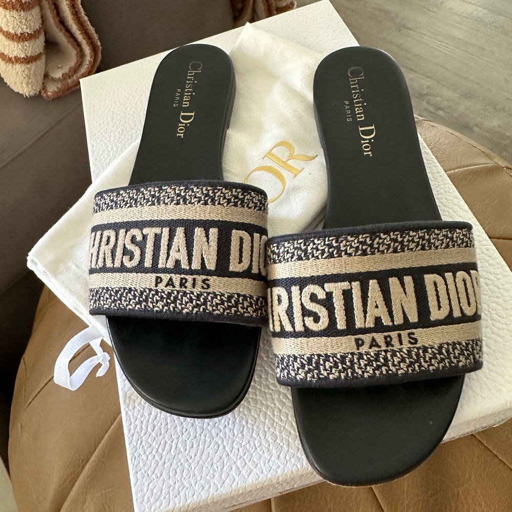 Dior Dway Slide in Navy